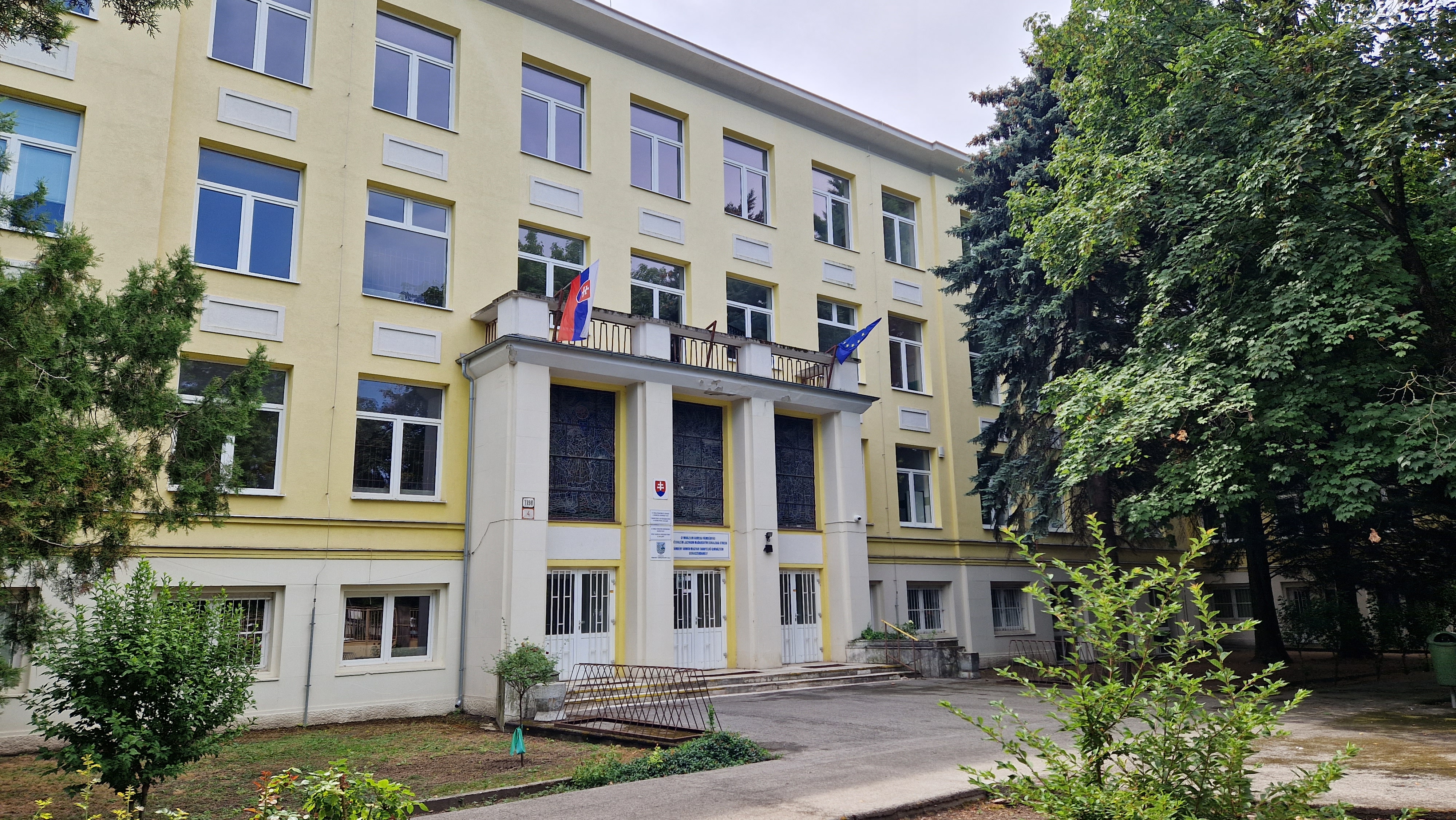 Vámbéry Ármin Gimnázium