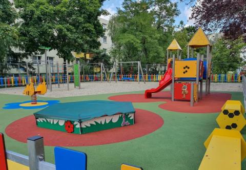 Nagy népszerűségnek örvend a méhecskés játszótér Dunaszerdahelyen is
