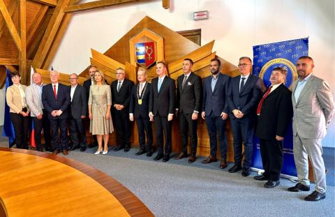 Dunaszerdahely és Zalaegerszeg testvérvárosi szerződést kötött