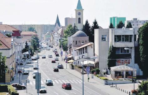 Júliusban kedvező változások lépnek életbe a parkolási rendszerben