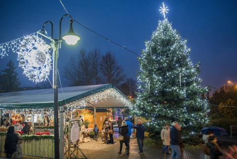 Adventnú sviečku zapália 29. 11.