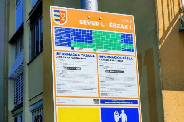Parkovanie na sídliskách: mestská polícia začala kontrolovať večerné a nočné parkovanie cez pracovné dni