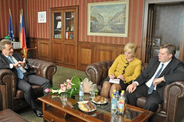 Nagyköveti látogatás