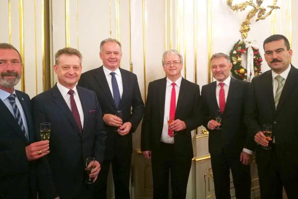 Városunk polgármestere a köztársasági elnök fogadásán