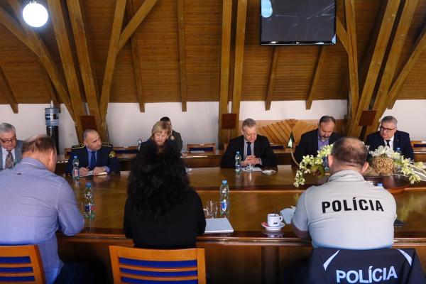 Mestský krízový štáb rokoval o zásobovaní utečencov