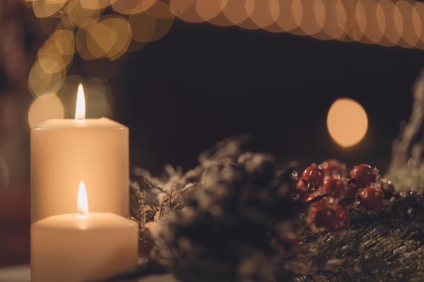 November 27-én meggyújtják a város adventi koszorúján az első gyertyát