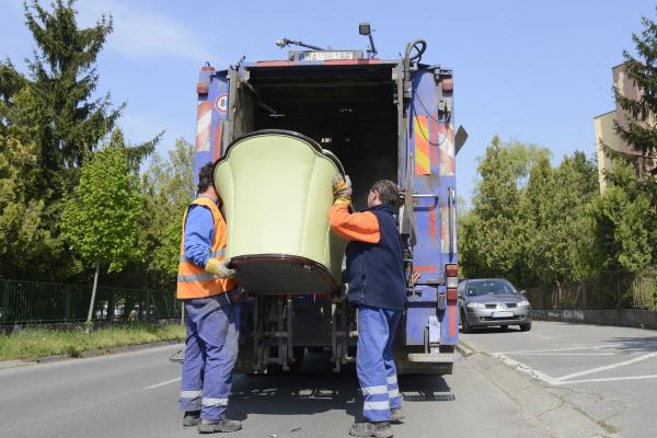 Jarné dni čistoty: príležitosť na odvoz nepotrebných vecí aj od rodinných domov