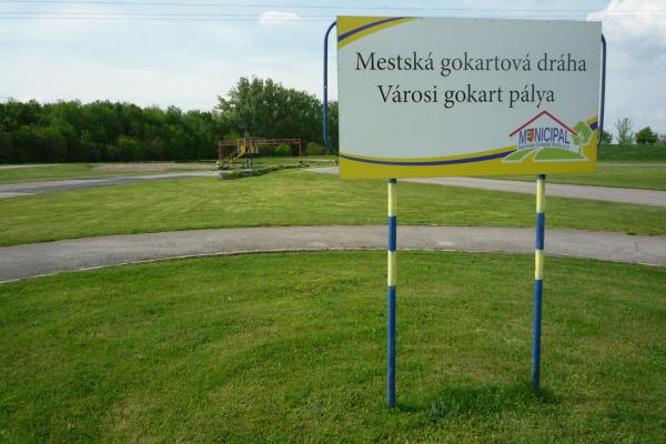 Szombati parkolás a Vásártéren