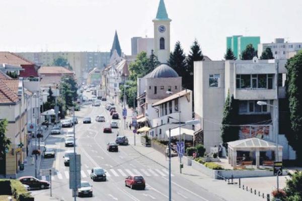 Júliusban kedvező változások lépnek életbe a parkolási rendszerben