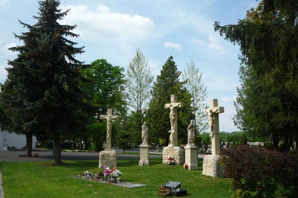 Hosszabb nyitva tartás a temetőkben az ünnepek idején
