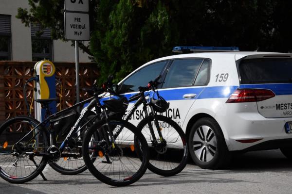 Mestskí policajti od júla hliadkujú aj na bicykloch